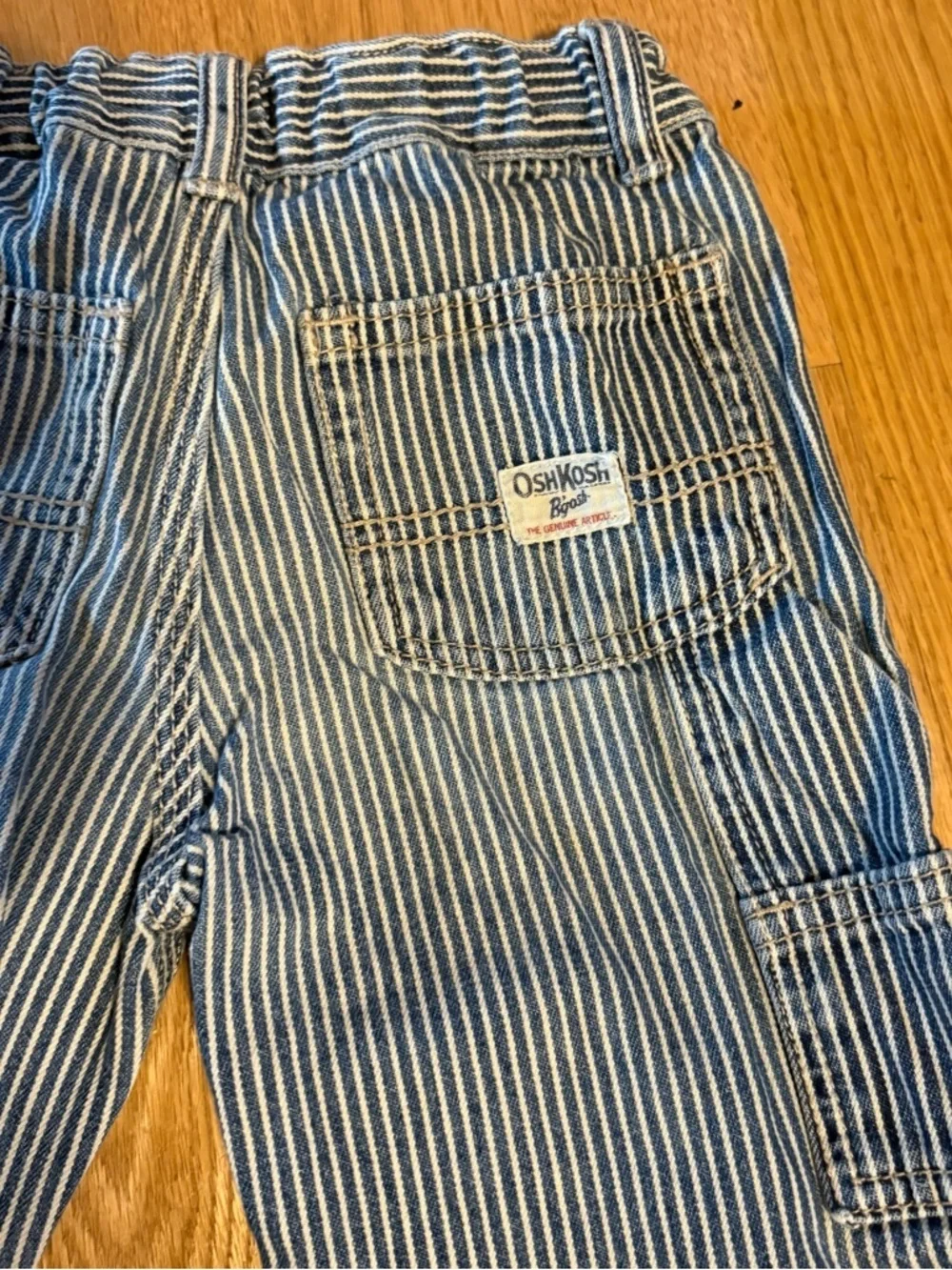 OshKosh B'gosh hickory stripe Railroad Stripe Carpenter Jeans Sz 3 Blue White